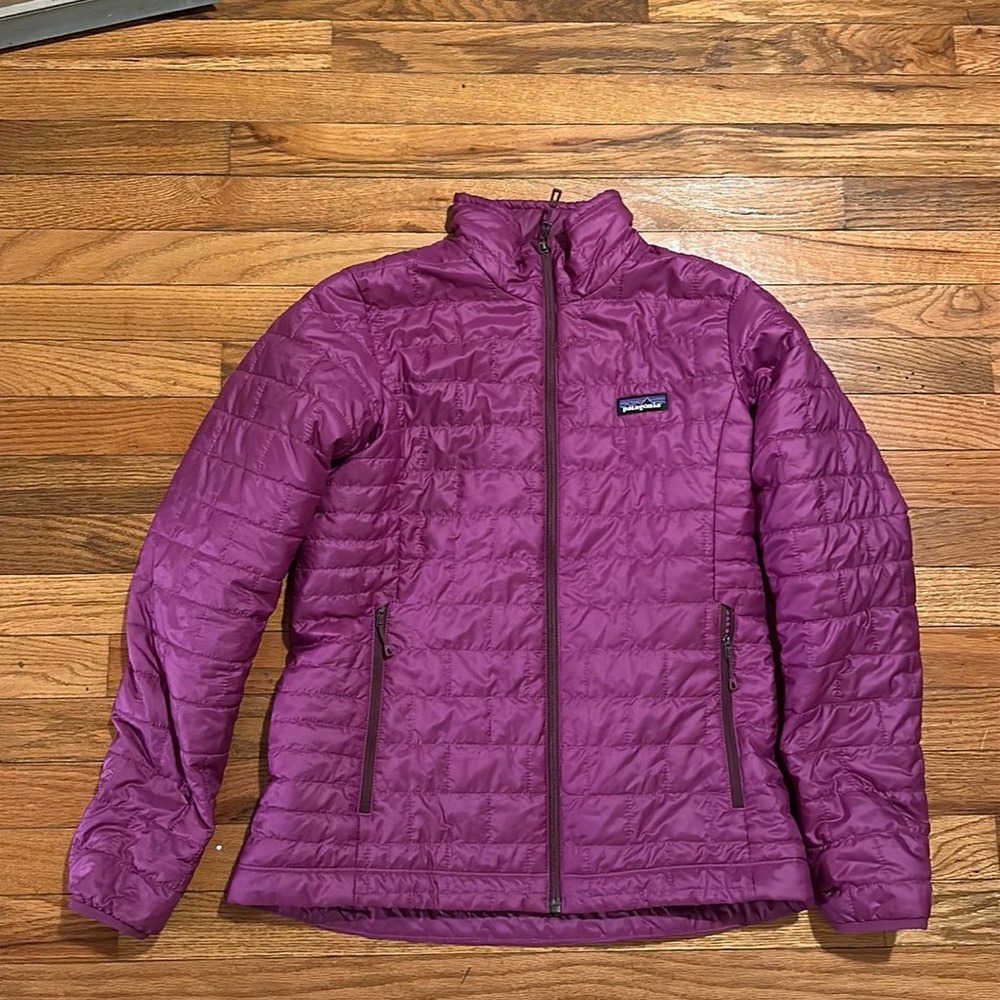 Patagonia Nano Puff Jacket size medium bright purple